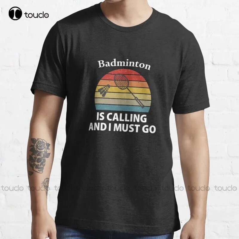 Badminton Is Calling - Nuevo bádminton está llamando-Camiseta estilo círculo