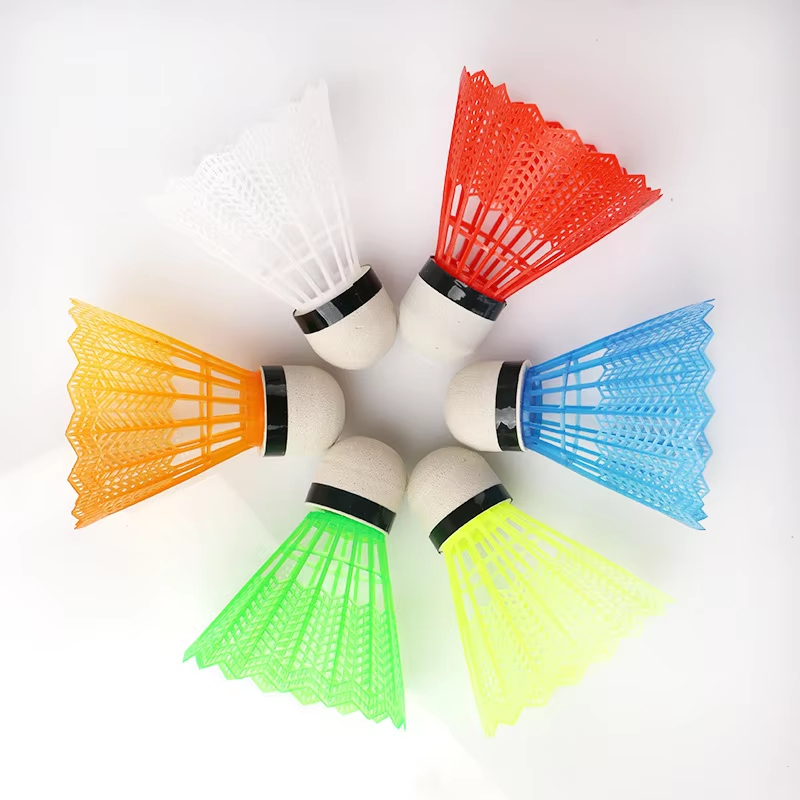 12 unidades de volantes de bád - Badminton Nylon Shuttlecock reseña y precio